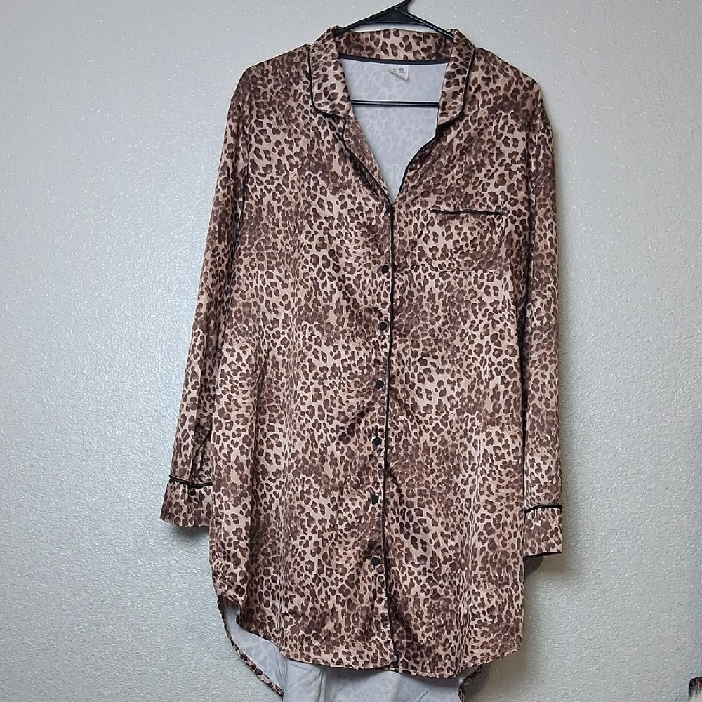 Secret Treasures Womens Pajama Top/dress Size L Animal Print Shades Of Brown